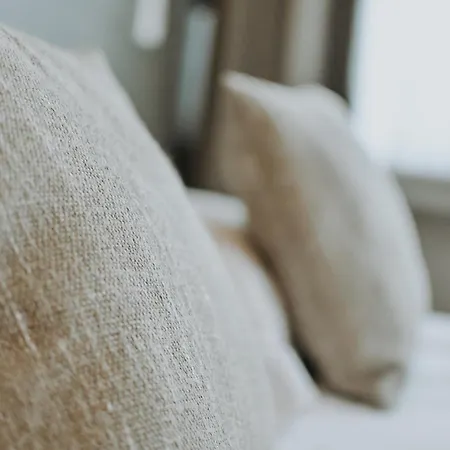 ホテル オーベルジュ デ ラ ガイシェル