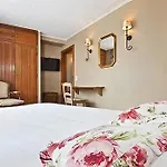 De La Hotel
