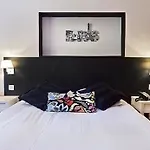 De La Hotel