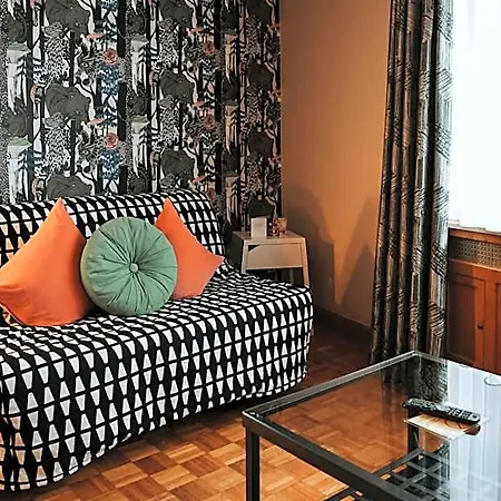 De La Hotel 3*