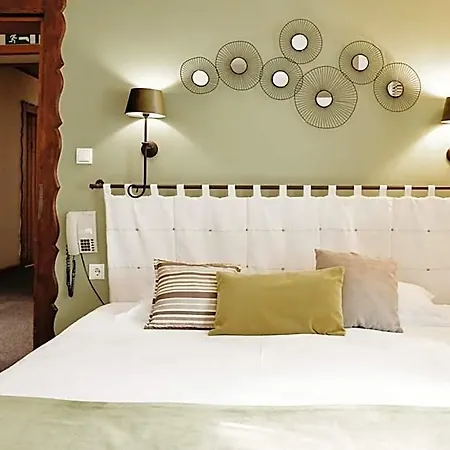 De La Hotel 3*