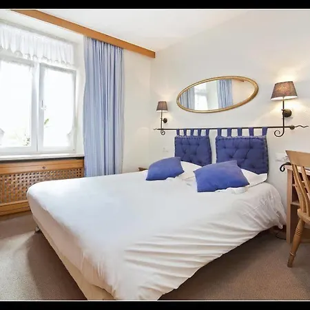 De La Hotel 3*